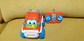 baby clementoni coche teledirigido y volteretas