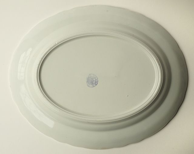 FUENTE DE LOZA CERÁMICA DE VARGAS SEGOVIA AÑOS 20