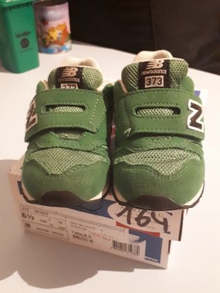 new balance talla 23