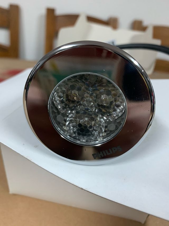 Foco Leds sumergible 50 metros philips luz blanca