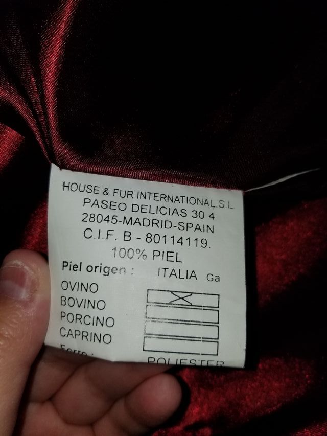 Chaqueta cuero color burdeos