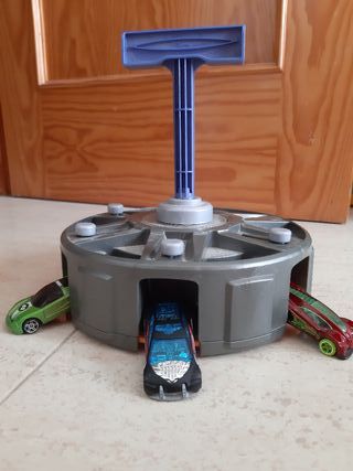 hot wheels lanzador de coches