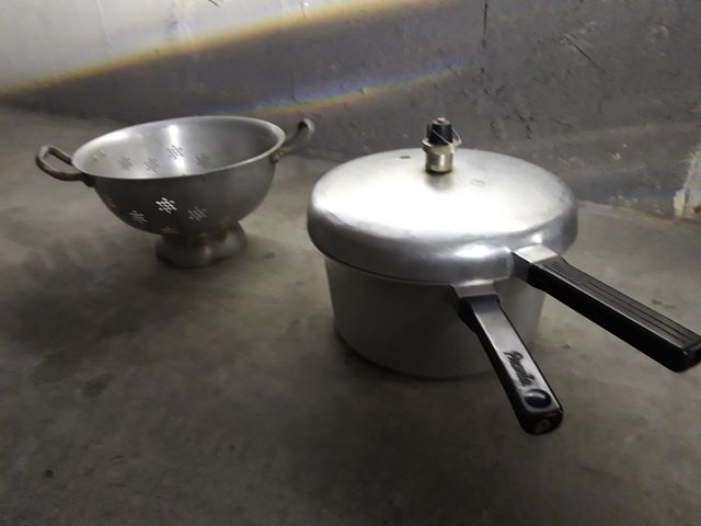 OLLA EXPRESS Y UTENSILIO COCINA