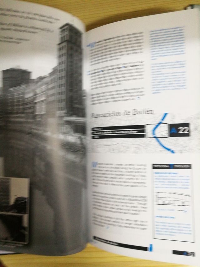 Bilbao arquitectura libro + plano desplegable