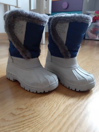 Botas nieve niño niña talla 23 24 de segunda mano por 10 Botas nieve niño niña talla 23 24 de segunda mano por 10
