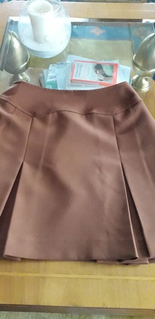 Falda marrón de segunda mano en Segovia en WALLAPOP Falda marrón de segunda mano en Segovia en WALLAPOP