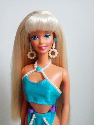 barbie pearl beach