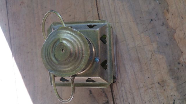 Farolillo pequeño de latón