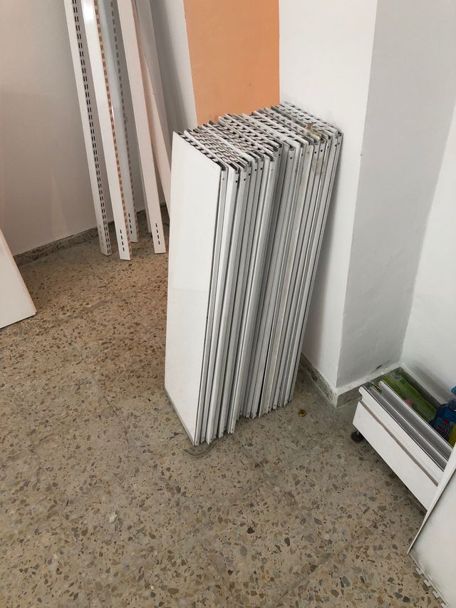 Estanterias de comercio