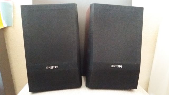 Altavoces Philips.