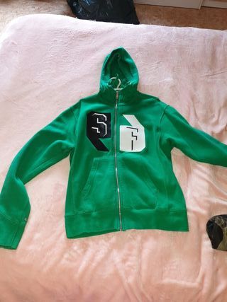 sudadera adidas foot locker