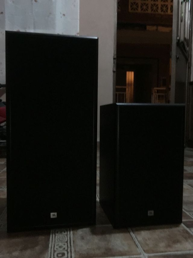 Altavoces jbl precio