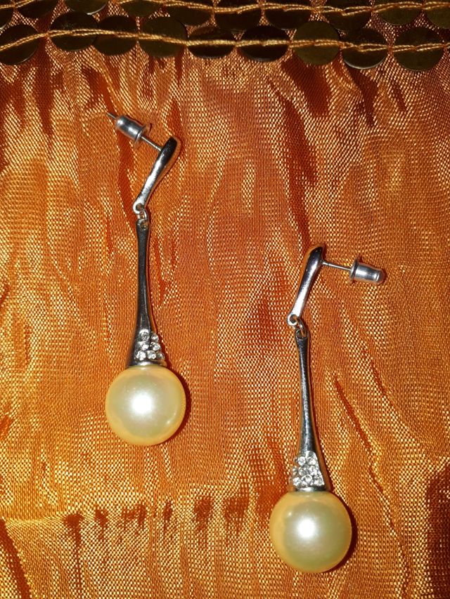 Pendientes de bisutería