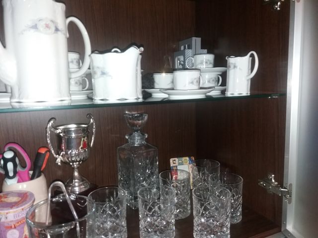 Juegos te y wysky.SIN USAR.BAJADO PRECIO