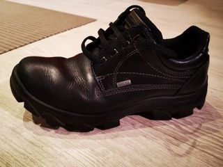 zapatos ecco goretex usada