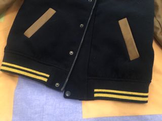 Chaqueta beisbolera brotes niño de el corte ingles de segunda mano por 20  EUR en Rivas-Vaciamadrid en WALLAPOP