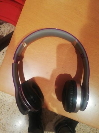 Auriculares inalambricos de segunda mano por 7 € en Badalona DAM. DMAB0015C55 Auriculares In Ear Bluetooth Stereo F1 con