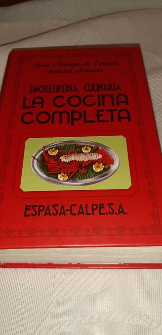 Libro de cocina de segunda mano por 8 € en Vitoria-Gasteiz en WALLAPOP