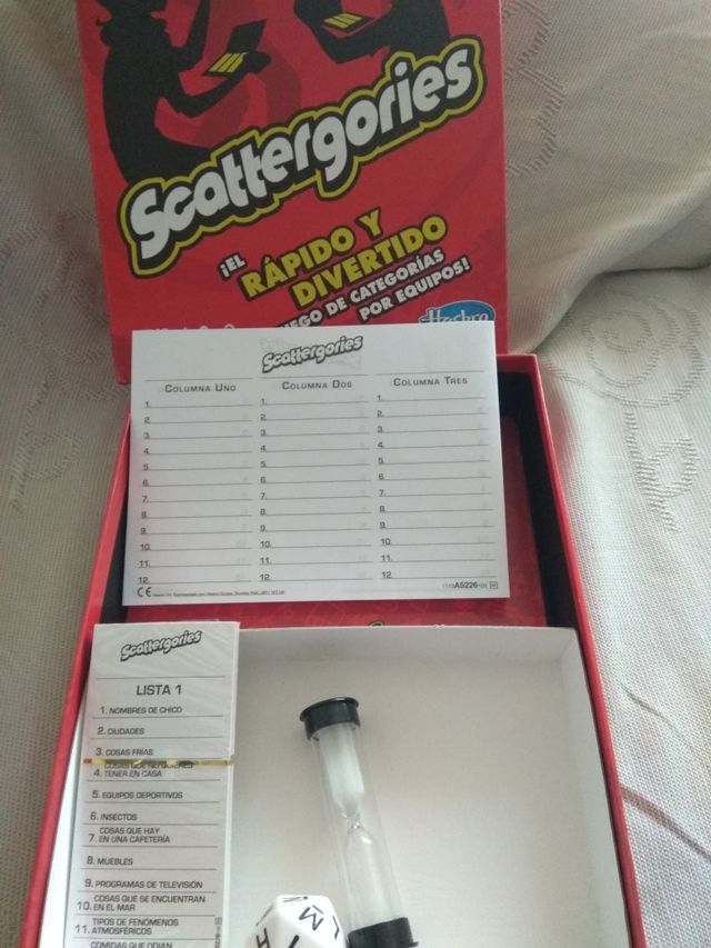 Juego mesa Scattergories. Nuevo