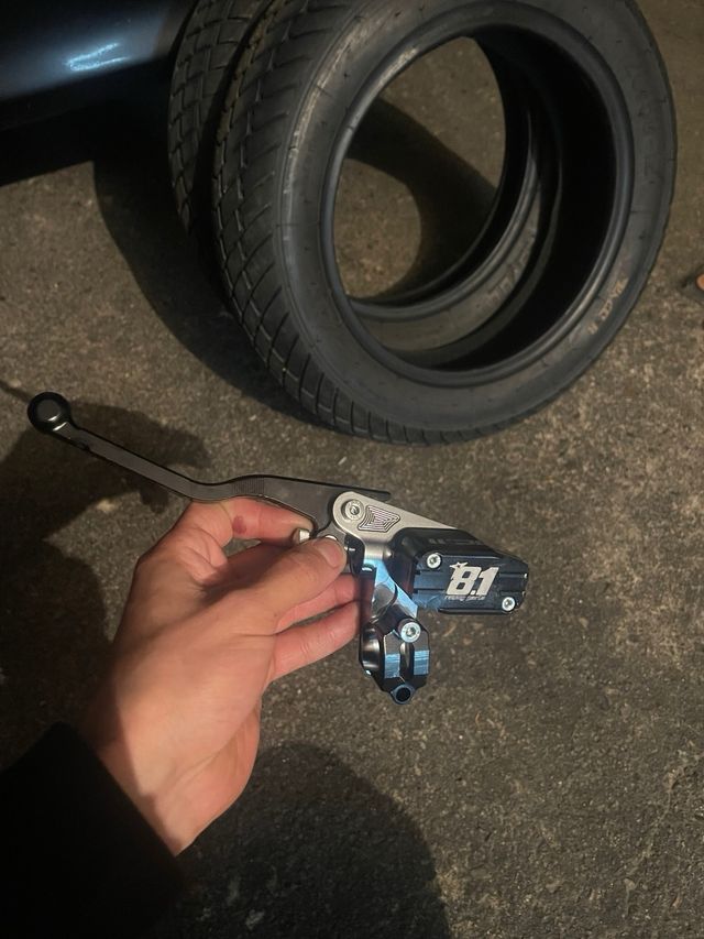 bomba de freno moto TRASERA 8.1 ottopuntouno