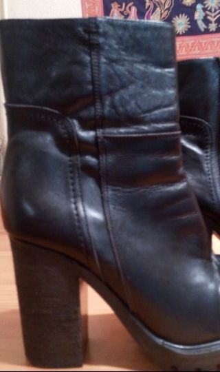 Botines de piel de la marca española Alpe de segunda mano por 19 EUR en  Camargo en WALLAPOP