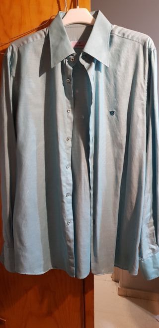 Camisa hombre,marca caramelo de segunda mano por 10 € en Camisa hombre de Caramelo de segunda mano por 15 € en