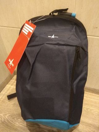 Compra ya tu Mochila Compact John Travel 46x33cm. por solo 34,98 €