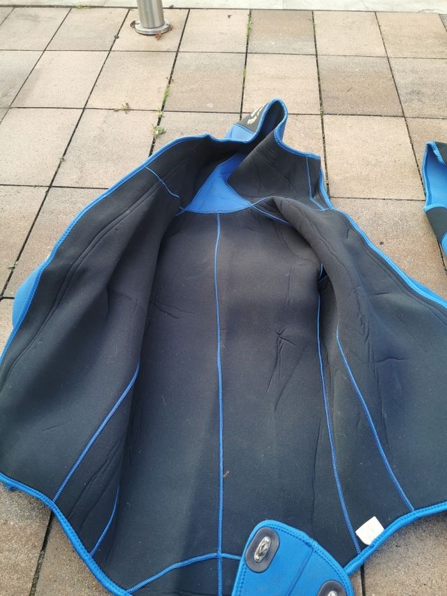 Traje 2 piezas  Talla 5 Neopreno Star France 7mm