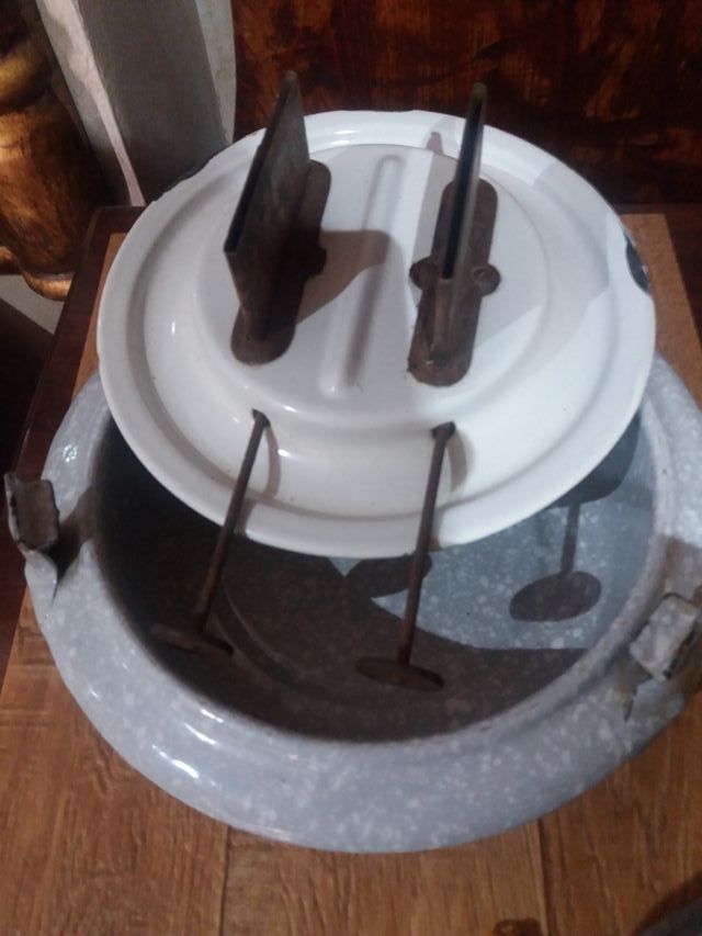 Antigua cocinera Holandesa