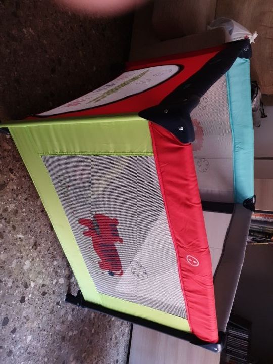 Parque infantil, marca bbest (de el corte inglés)