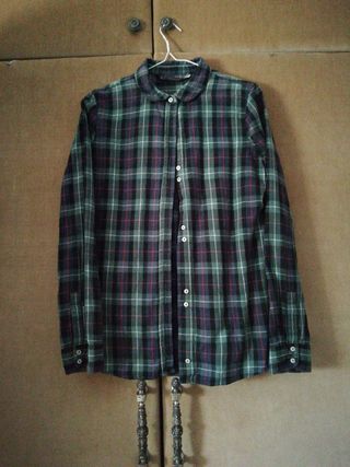Camisa cuadros mujer zara de segunda mano por 5 EUR en Onda en WALLAPOP