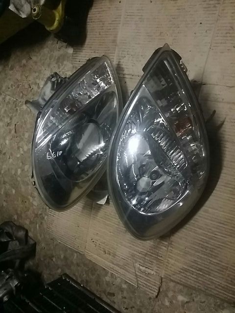 Faros Renault kangoo