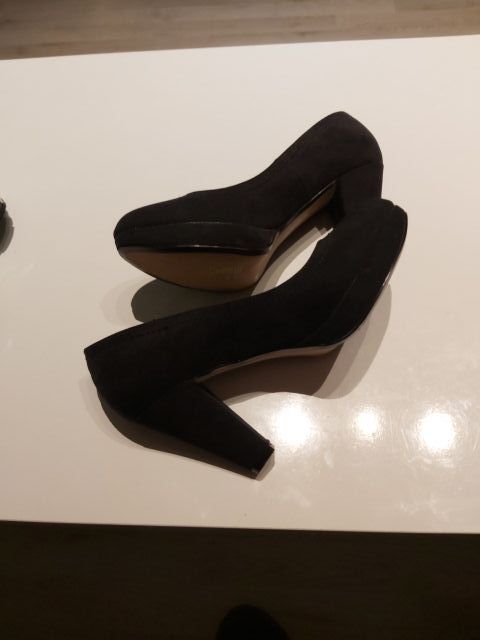 zapatos mustang nuevos Talla 38