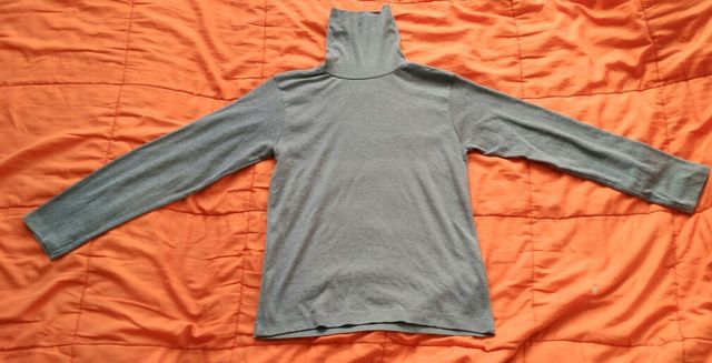 Diferentes polos niñ@ 8-10 años 2€ cada u.