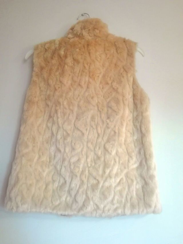 CHALECO de PELO