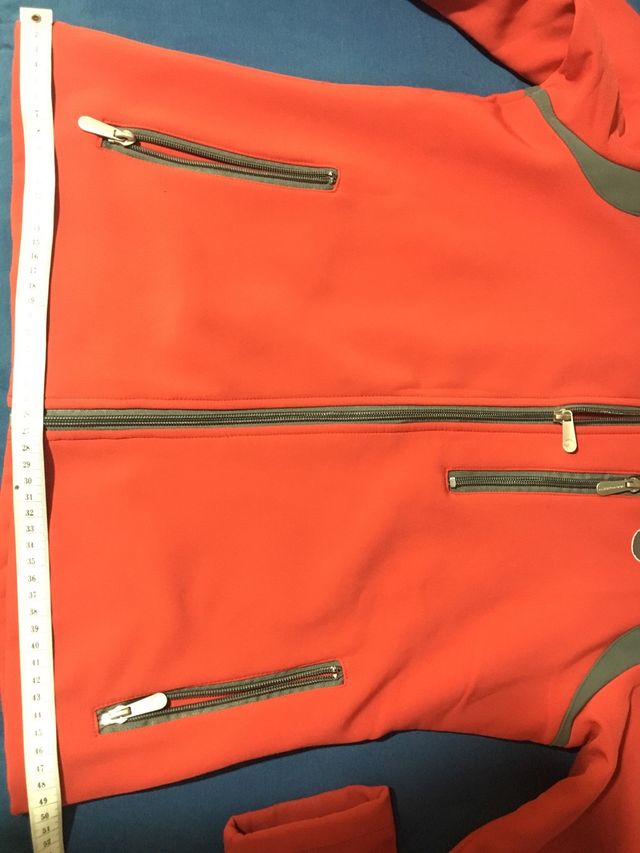 Chaqueta técnica Padel marca middle moon