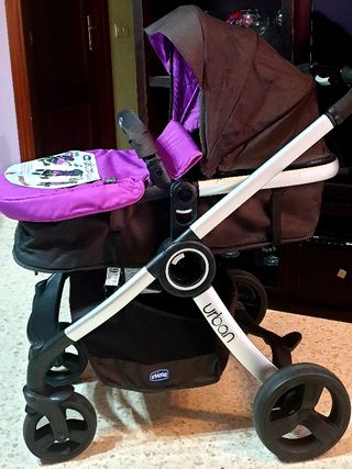COCHECITO TRIO CHICCO URBAN MORADO de segunda mano por 200 COCHECITO TRIO CHICCO URBAN MORADO de segunda mano por 200