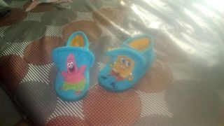 Zapatillas de casa bebe bob esponja de segunda mano por 2,5 EUR en Alcañiz  en WALLAPOP
