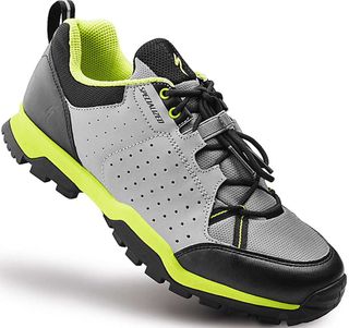 ZAPATILLAS SPECIALIZED TAHOE MOUNTAIN BIKE de segunda mano por 64 EUR en  Manzanares en WALLAPOP