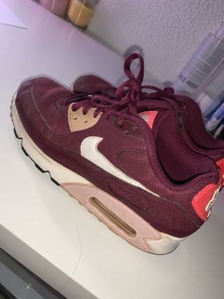 Nike Air Max de segunda mano por 55 € en Madrid en WALLAPOP Nike Air Max de segunda mano por 55 € en Madrid en WALLAPOP