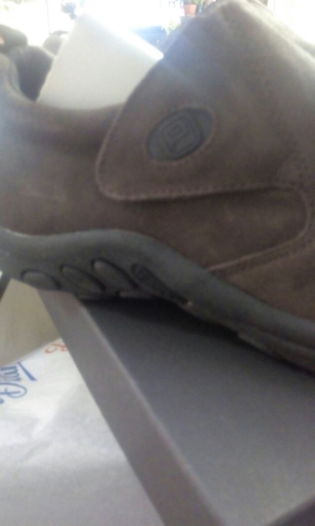 SCARPE NUOVE IN PELLE