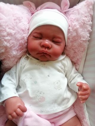 muñeca realista bebe