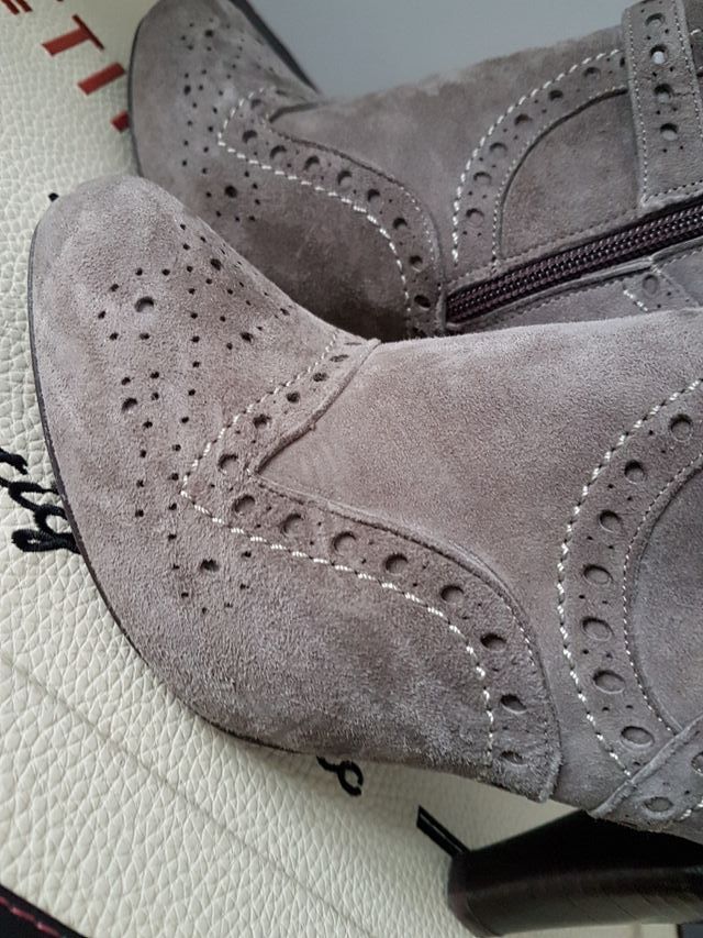 Botines grises Pepe Castell