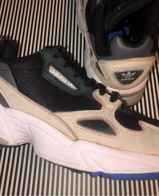 bambas adidas falcon