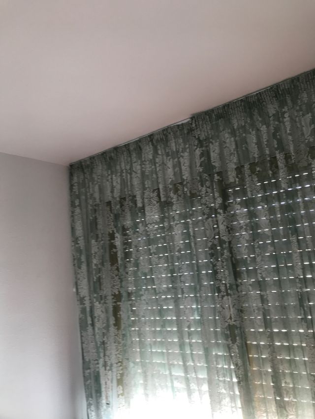 Cortinas  muy bonitas y Como nuevas,poco uso.