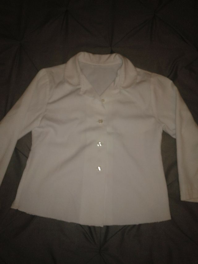 Camisa Blanca Niña 4 5 Años De Segunda Mano Por 3 En Villaquilambre En Wallapop