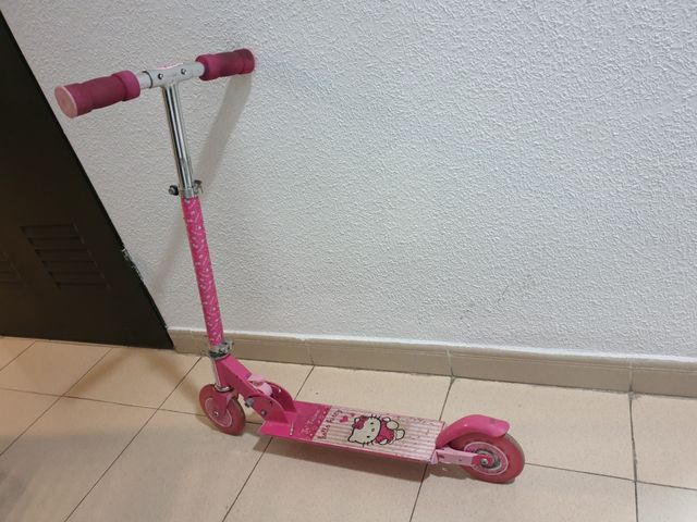 Patinete Hello Kitty