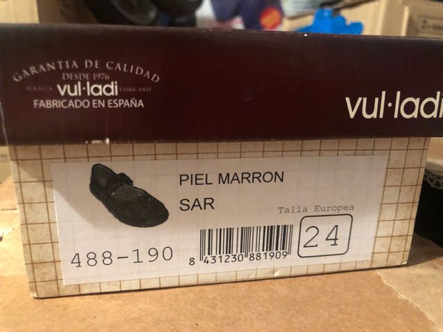 Zapatos piel Vul.ladi talla 24