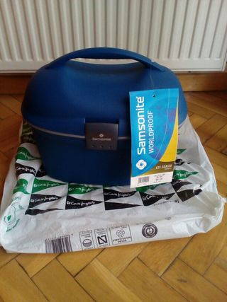 Neceser Samsonite. de segunda mano por 35 EUR en Alcalá de Henares en  WALLAPOP