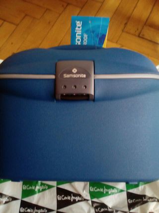 Neceser Samsonite. de segunda mano por 35 EUR en Alcalá de Henares en  WALLAPOP